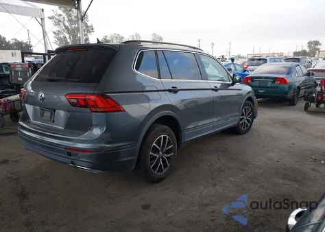2019 Volkswagen Tiguan 2.0T Se/2.0T Sel/2.0T Sel R-Line/2.0T Sel R-Line Black из США, поврежденный, VIN 3VV3B7AX5KM161599
